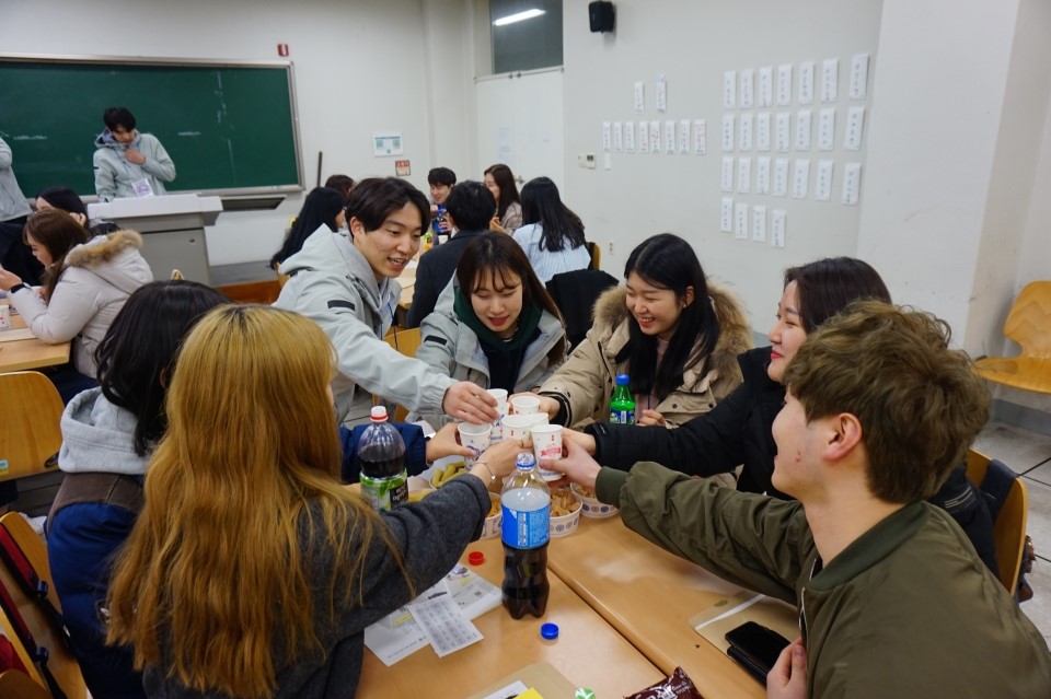 신입생 오리엔테이션